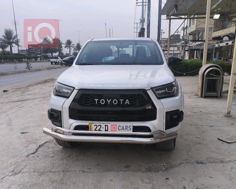 تويوتا هايلوكس